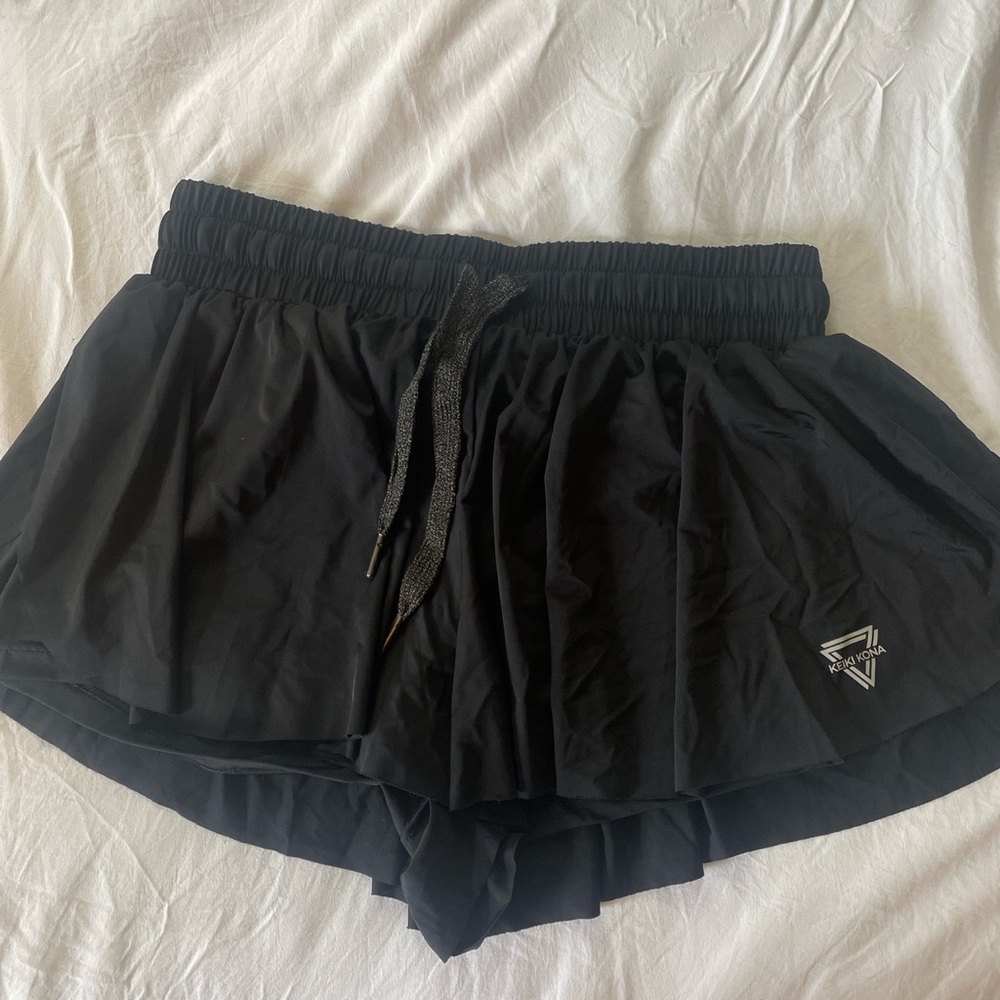 Keiki Kona athletic shorts size medium.